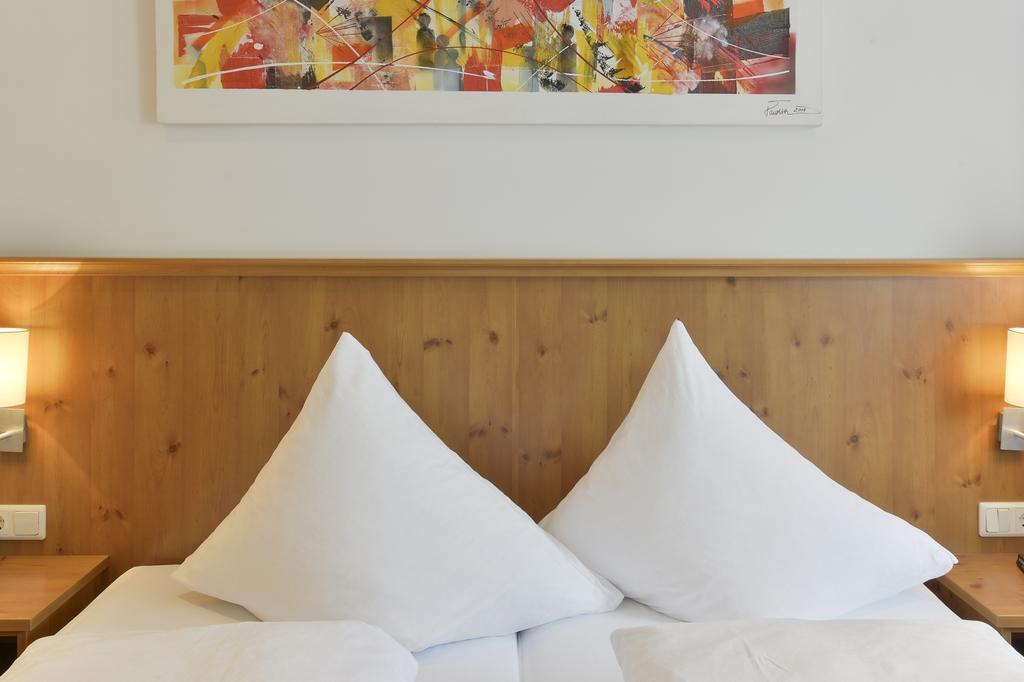 Hotel Sonnblick Wald am Arlberg Værelse billede