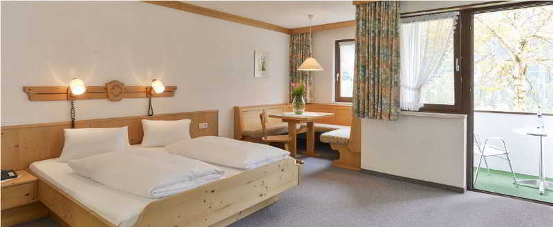 Hotel Sonnblick Wald am Arlberg Eksteriør billede